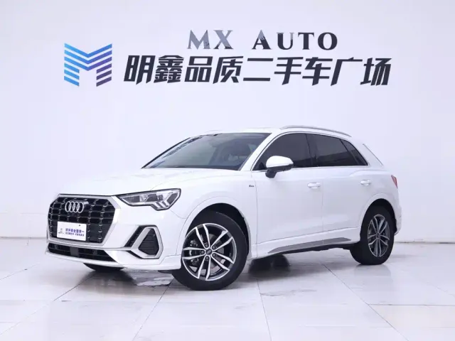 Audi Q3 — Фото автомобиля 2