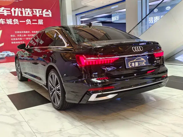Audi A6L — Фото автомобиля 25