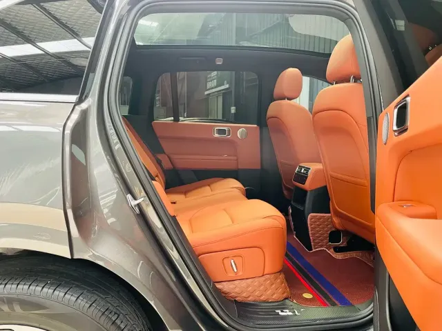 Li Auto Li Auto L6 2024 Pro — Фото автомобиля 17