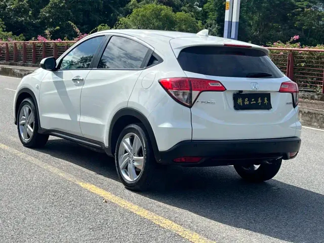Honda Vezel — Фото автомобиля 7