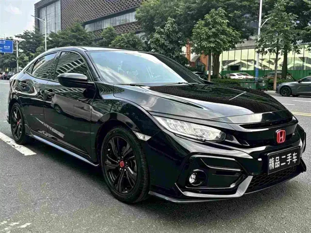 Honda Civic — Фото автомобиля 3
