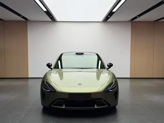 Xiaomi SU7 — Фото автомобиля 2