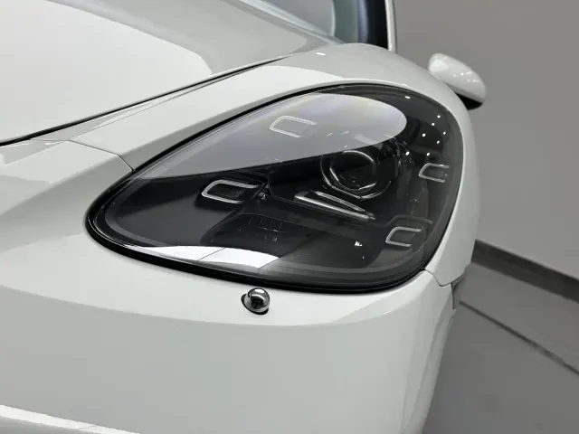 Porsche 718 — Фото автомобиля 15