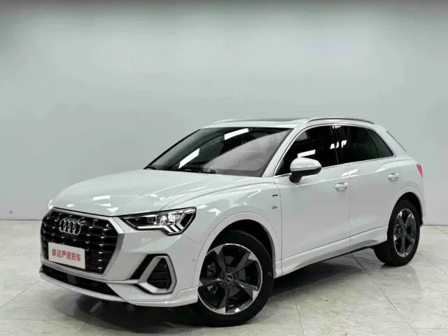 Audi Q3 — Фото автомобиля 2