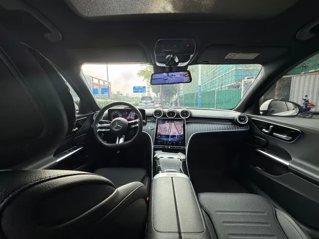 Mercedes-Benz C-Class — Фото автомобиля 4