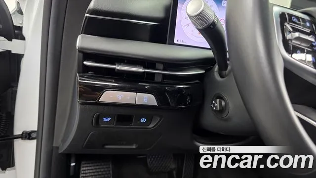 Genesis G80 Бензин 2.5 турбо AWD — Фото автомобиля 15