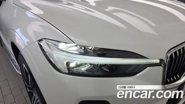Volvo XC60 Generation 2 — Фото автомобиля 22