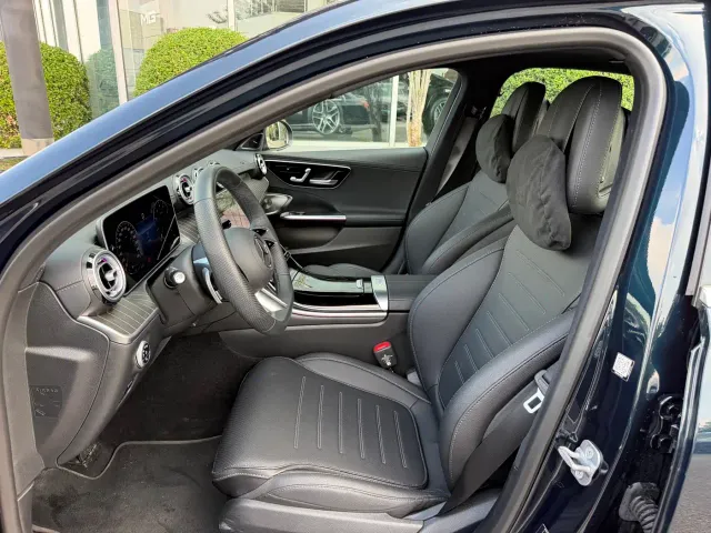 Mercedes-Benz C-Class — Фото автомобиля 16