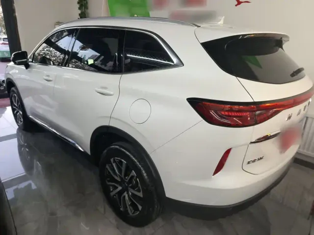 Haval H6 — Фото автомобиля 10