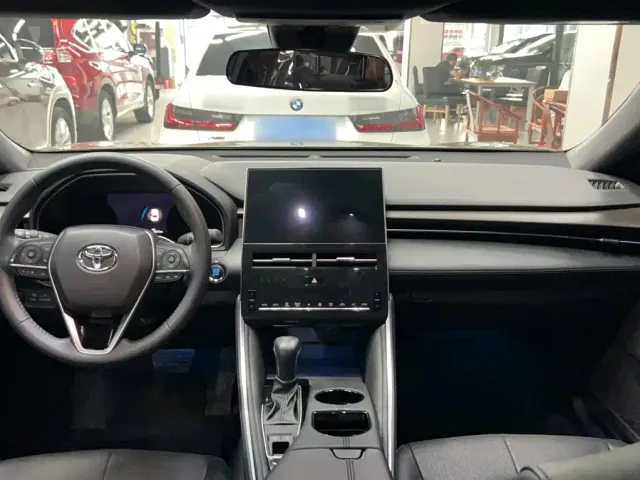 Toyota Avalon — Фото автомобиля 17