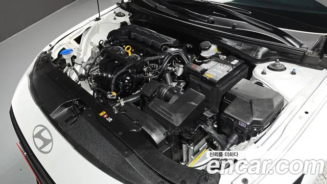 Hyundai Avante CN7 — Фото автомобиля 6