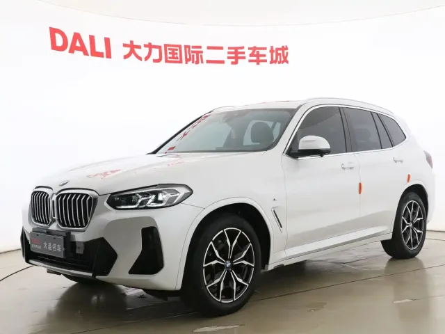 Фотография автомобиля — BMW X3