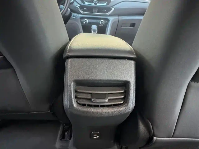 Chevrolet Volando 2020 Mild Hybrid Redline 530T Automatic Premium Edition (5+2 seater) — Фото автомобиля 12