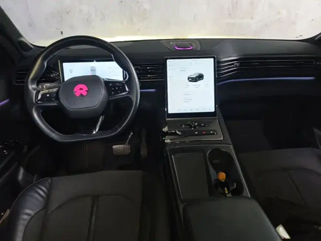 Nio EC6 — Фото автомобиля 9