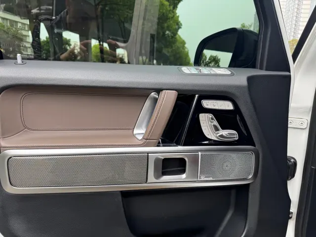 Mercedes-Benz G-Class — Фото автомобиля 6