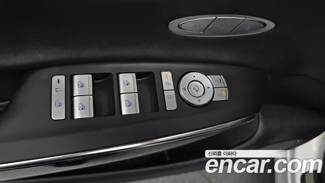 Genesis GV70 2.5T Бензин 2WD — Фото автомобиля 27