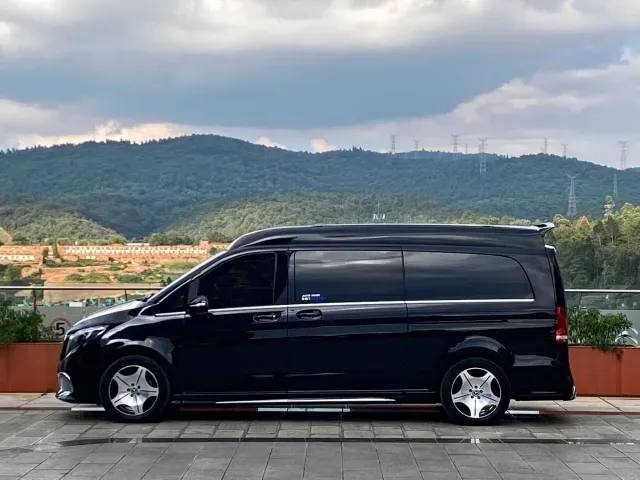 Mercedes-Benz V-Class — Фото автомобиля 4