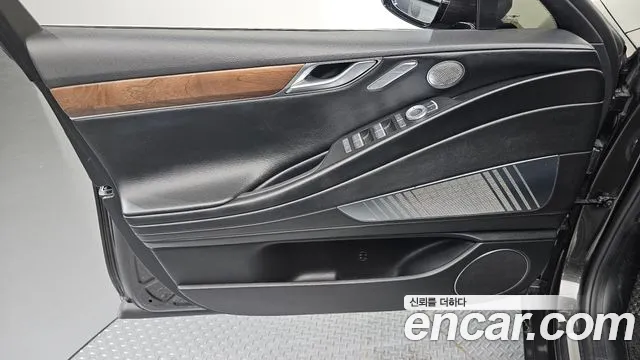 Genesis G80 RG3 — Фото автомобиля 24