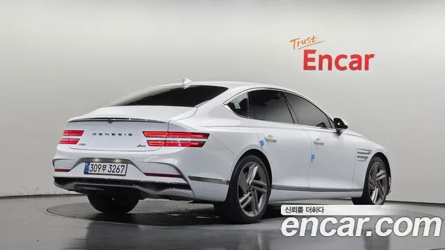 Фотография автомобиля — Genesis G80 RG3