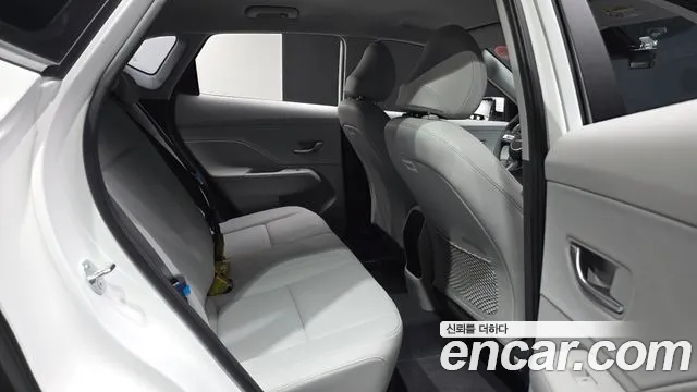 Hyundai Kona SX2 — Фото автомобиля 18