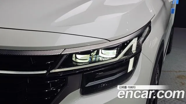 Kia Seltos — Фото автомобиля 7