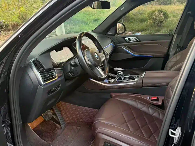 BMW X5 — Фото автомобиля 7