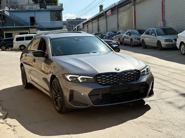 BMW 3 Series — Фото автомобиля 3