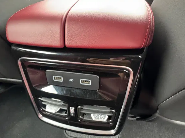 Jetour X70 Plus — Фото автомобиля 12