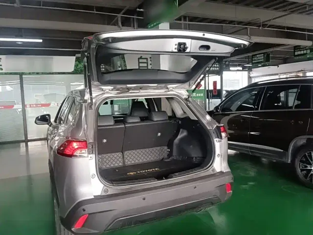 Toyota Corolla Cross — Фото автомобиля 18