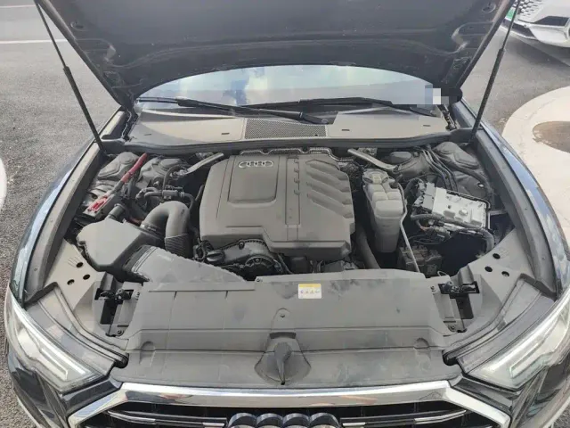 Audi A6L — Фото автомобиля 10