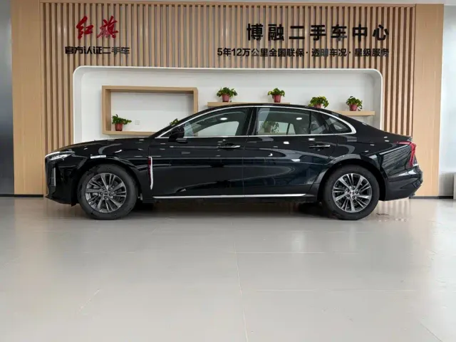 Hongqi H5 — Фото автомобиля 2