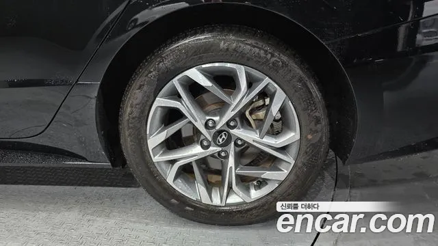 Hyundai Sonata — Фото автомобиля 6