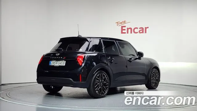 Mini Cooper — Фото автомобиля 2
