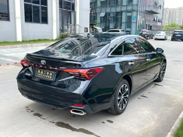 Toyota Avalon — Фото автомобиля 4