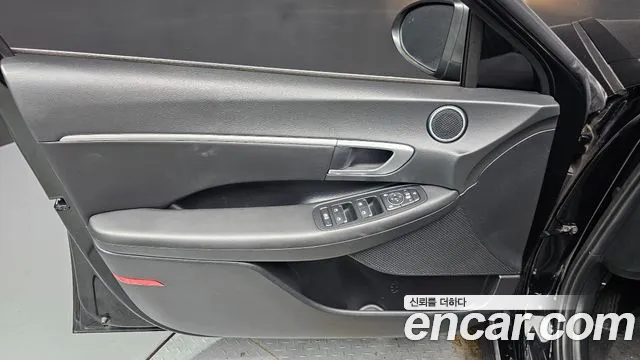 Hyundai Sonata Sonata (DN8) 2.0 LPG(Для проката) — Фото автомобиля 24
