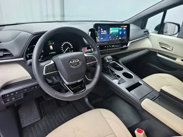 Toyota Granvia — Фото автомобиля 4