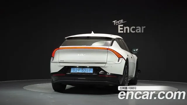 Kia EV6 — Фото автомобиля 4