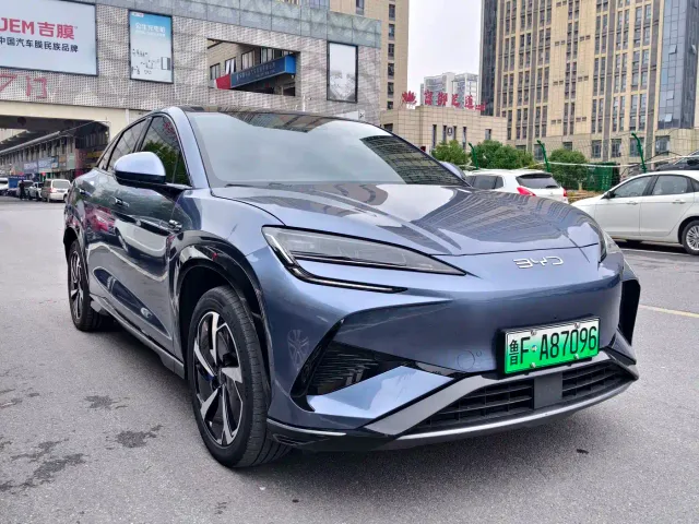 BYD Sealion 07 EV — Фото автомобиля 4