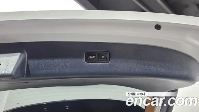 Genesis GV80 — Фото автомобиля 23