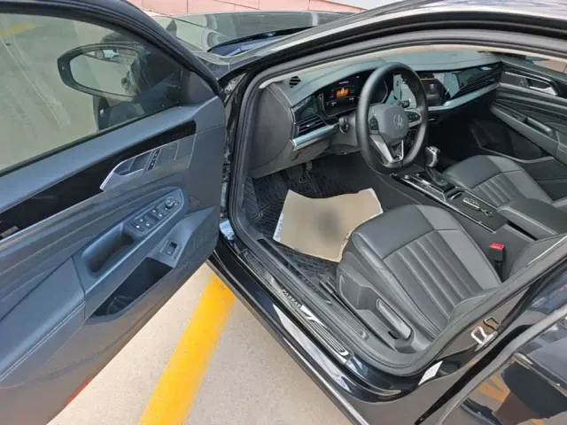 Volkswagen Passat — Фото автомобиля 15