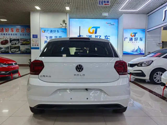 Volkswagen Polo — Фото автомобиля 9