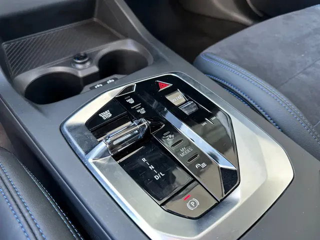 BMW 2 Series — Фото автомобиля 9