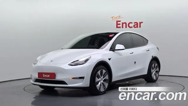 Фотография автомобиля — Tesla Model Y