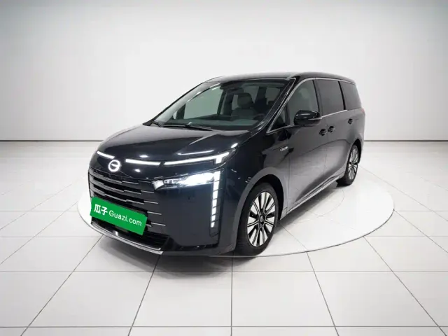 Фотография автомобиля — GAC Trumpchi E8