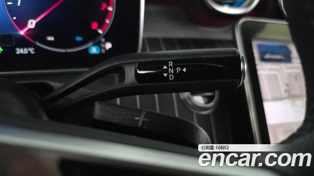 Mercedes-Benz C-Class W205 — Фото автомобиля 12