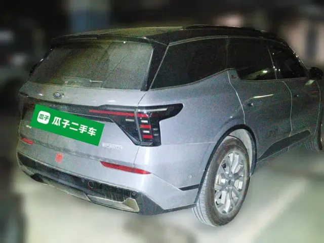 Ford Edge — Фото автомобиля 6