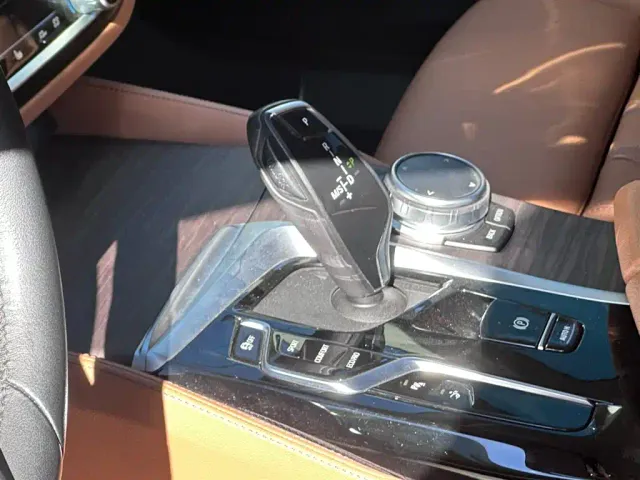 BMW 6 Series Gran Turismo — Фото автомобиля 15