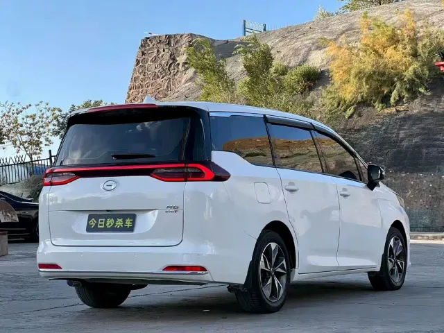 GAC Trumpchi M6 — Фото автомобиля 7