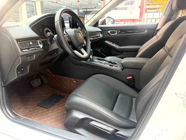 Honda Civic — Фото автомобиля 5