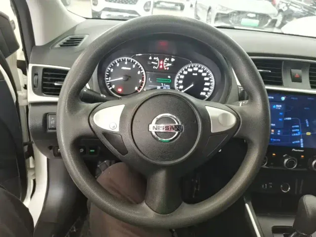 Nissan Sylphy — Фото автомобиля 6